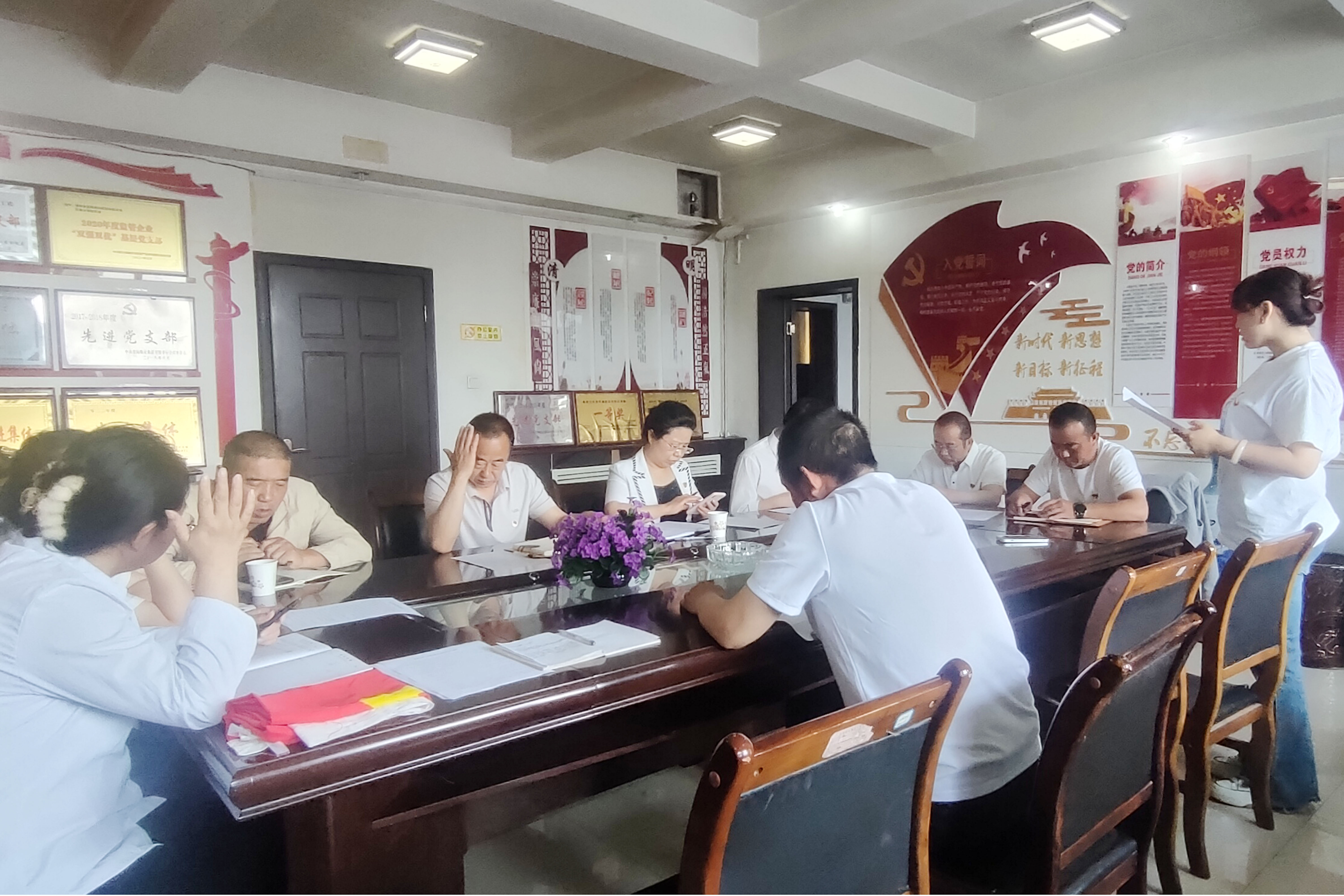 7月4日，民意公司黨支部開展“學(xué)黨紀(jì)慶七一  守廉潔礪初心”主題黨日活動.jpg